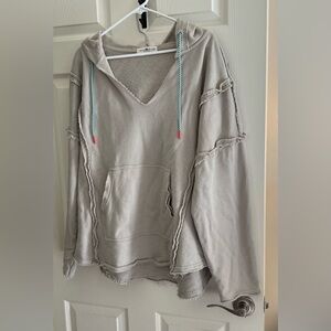 NATURAL LIFE Gray V-Neck Hoodie Size L/XL